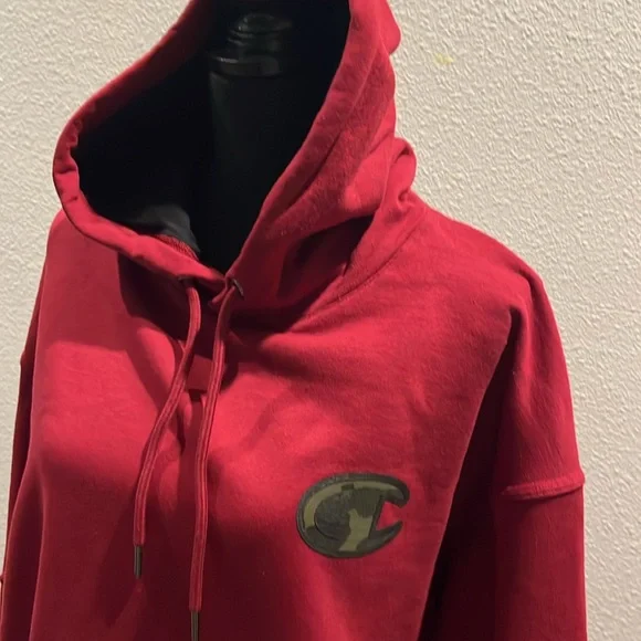Mens Cozy up with this champion hoodie, cranberry in color with camo writing - Picture 2 of 12